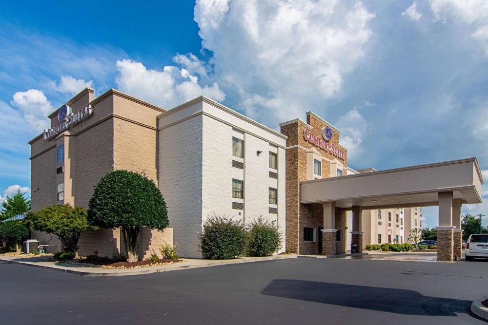 Comfort Suites Knoxville Airport Main image